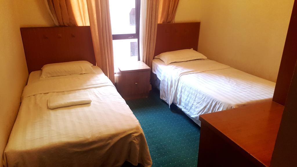 Homestay Marina Court 亞庇 外观 照片